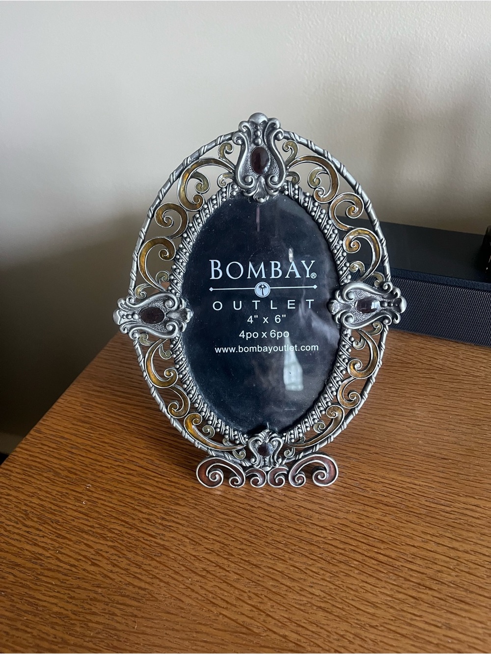 Bombay Ornate Silver an Black